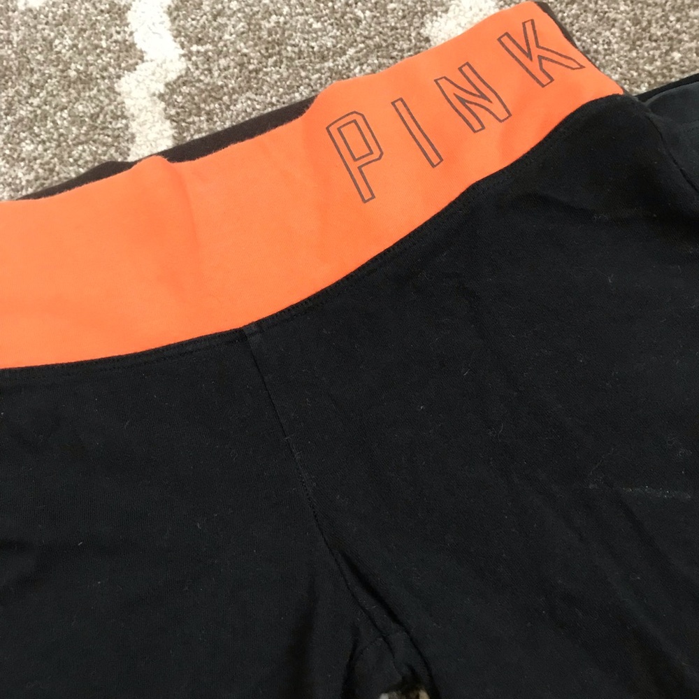 PINK- CLEVELAND BROWNS YOGA PANTS